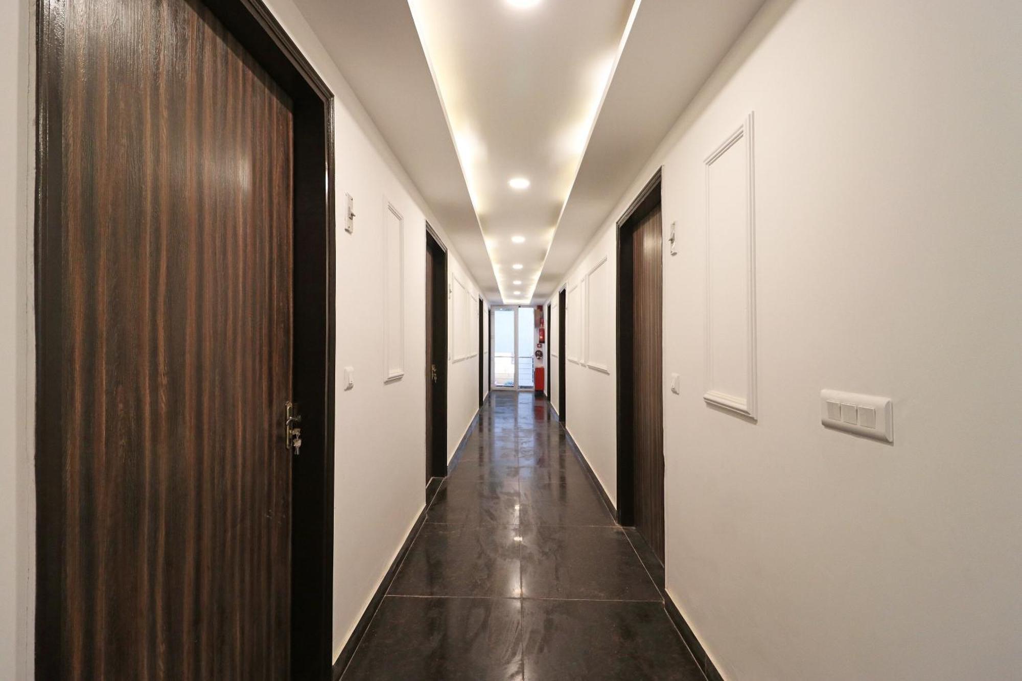 Hotel O Aamara New Delhi Extérieur photo